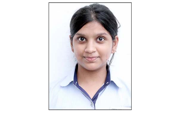 Sanjoli Kesarwani of CMS offered admission by four universities of UK, USA and Australia