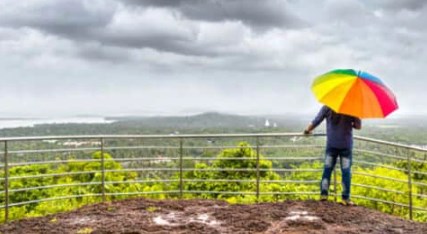 बारिश में इन जगहों की खूबसूरती में लग जाते हैं चार चांद, मानसून में जरूर करें एक्सप्लोर