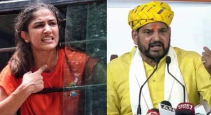 कैसे हुआ, कहां हुआ, क्या हुआ का जवाब ढूंढ़ने संगीता फोगाट को लेकर बृजभूषण के घर पहुंची दिल्ली पुलिस