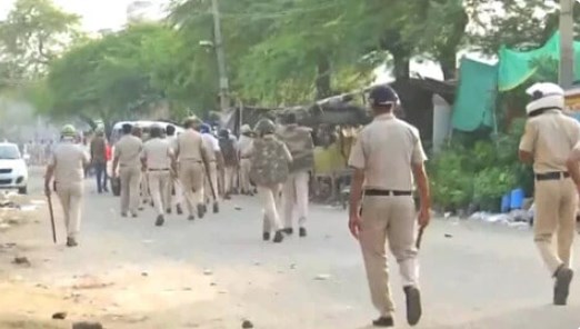हापुड़ में गन्ना क्रय केंद्र को लेकर बवाल, छपकौली में पथराव-फायरिंग, कई घायल