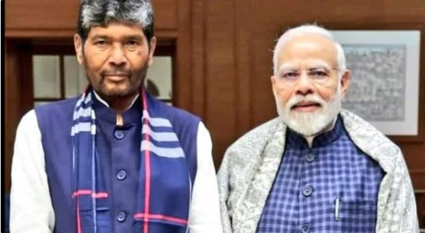 पशुपति पारस नहीं लड़ेंगे लोकसभा चुनाव, खुद को बताया मोदी का परिवार, हाजीपुर में चिराग का रास्ता सा