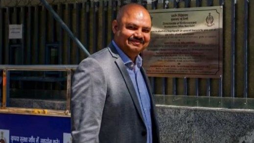  स्वाति मालीवाल मामले में बुरे फंसे बिभव कुमार, एक वजह से कोर्ट से नहीं मिली राहत