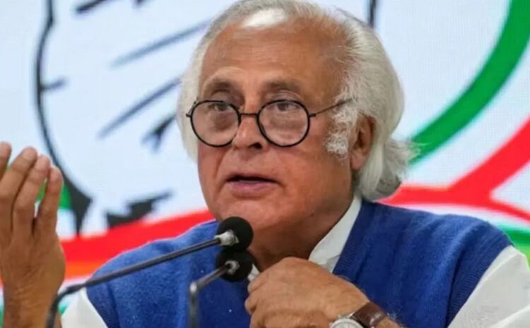 जयराम रमेश ने चुनाव आयोग पर उठाए सवाल, बोले- पारदर्शिता से इतना डर क्यों?