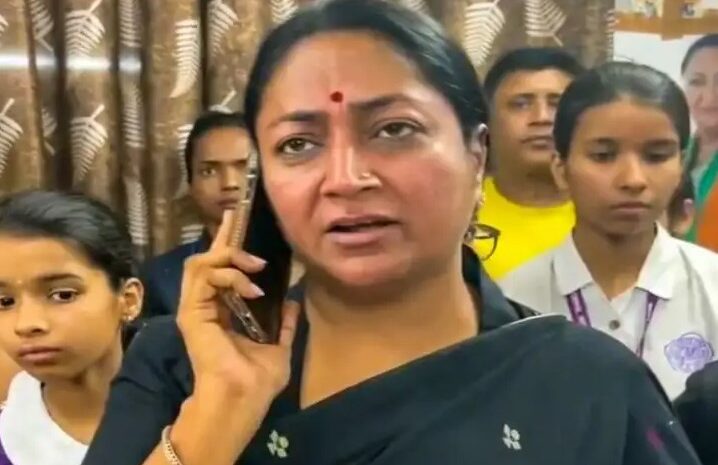 दिल्ली में मौसमी तूफान के बाद आया प्रशासनिक बवंडर, टॉप ब्यूरोक्रेट का ट्रांसफर, जानें किसको क्या मिला