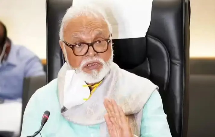 छगन भुजबल होंगे महाराष्ट्र मंत्रिमंडल में शामिल, शपथ ग्रहण मंगलवार को, सियासी गलियारों में हलचल